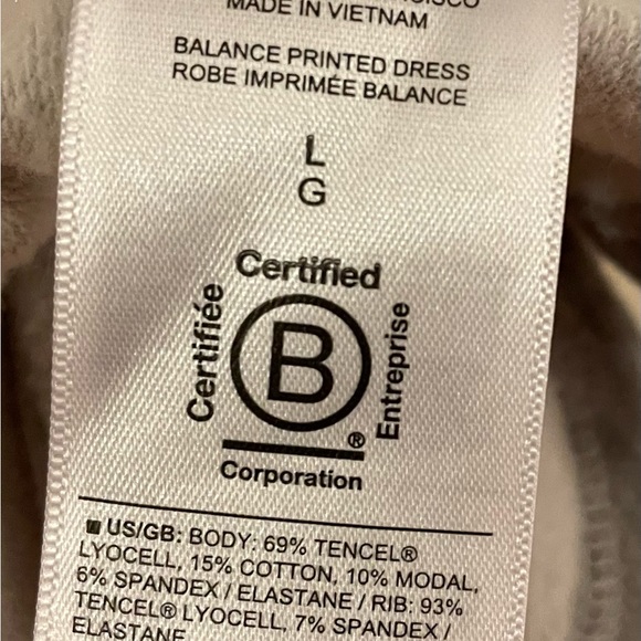 ATHLETA Casual BalanceDress | Size Large | Camouflage | Very soft and comfy - Picture 4 of 4